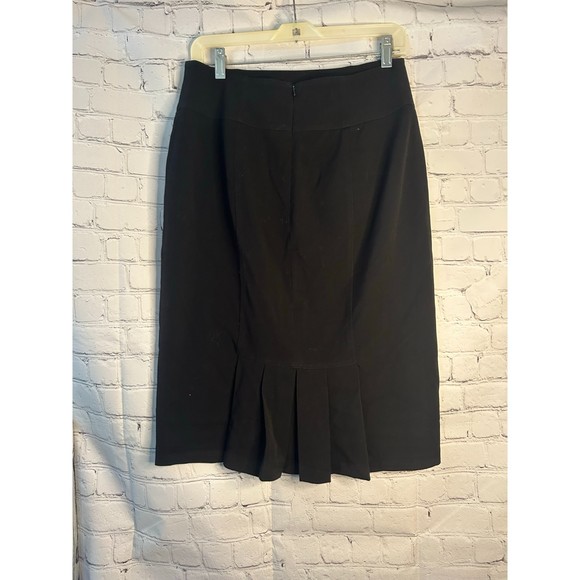 Women's Grace Elements Skirt W/ Pretty Detail to Back, SZ 8. - Picture 2 of 3